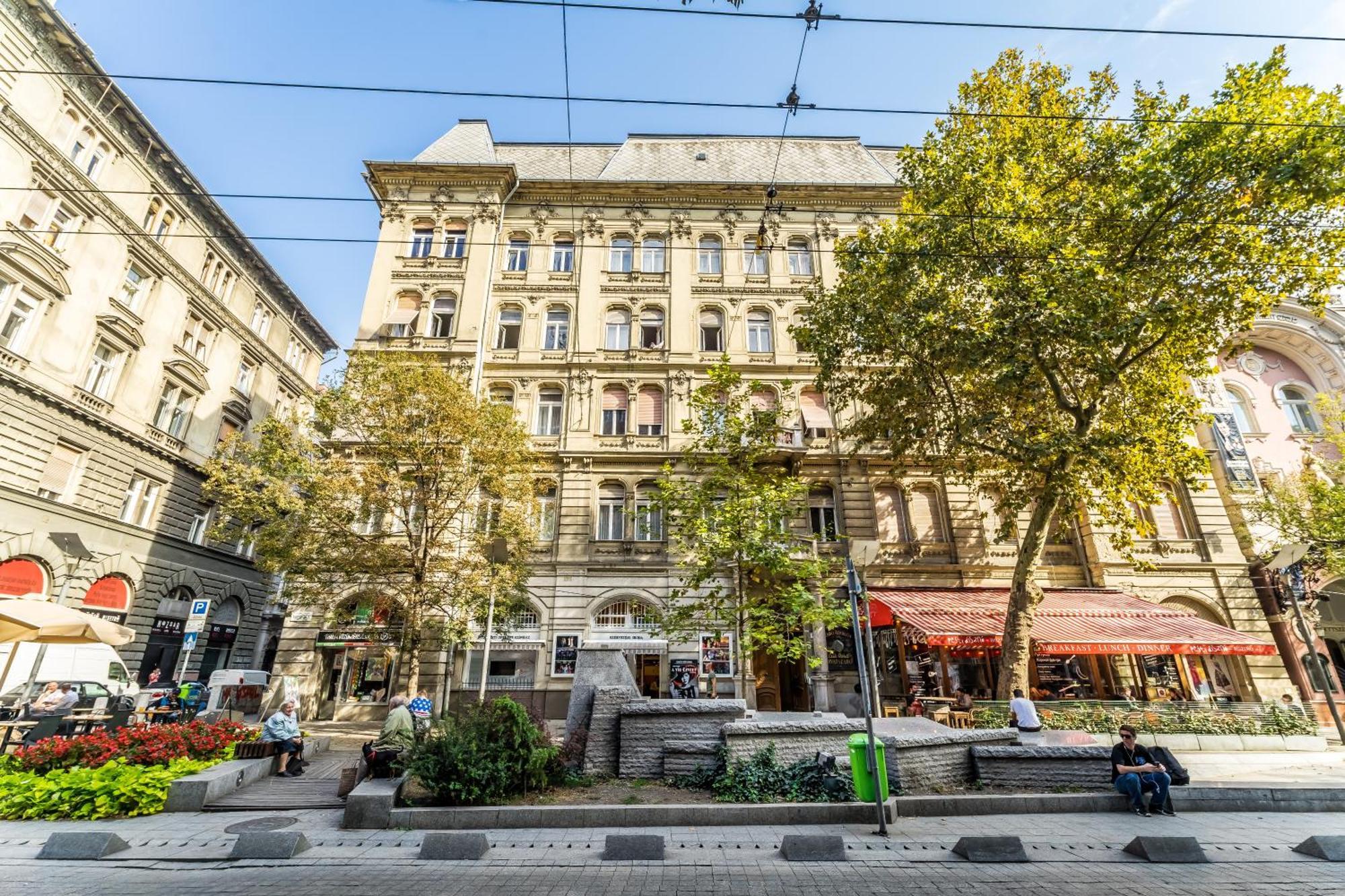 Cozy Little Flat In The City Center Βουδαπέστη Εξωτερικό φωτογραφία